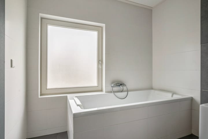 Photo 32 of Sint Isidorusstraat 5