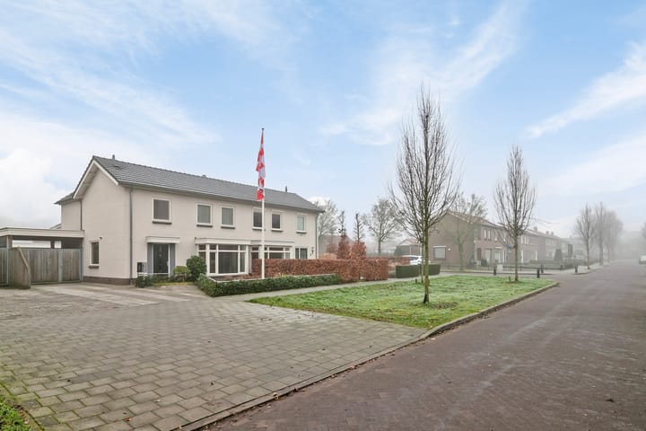 Photo 47 of Sint Isidorusstraat 5