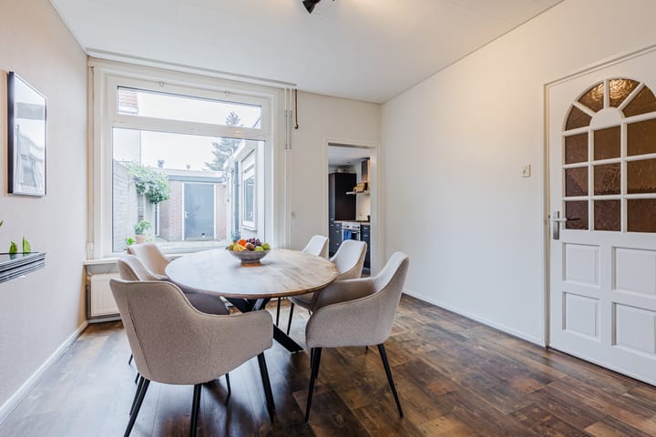 Foto 3 van Zuid-Oosterstraat 6