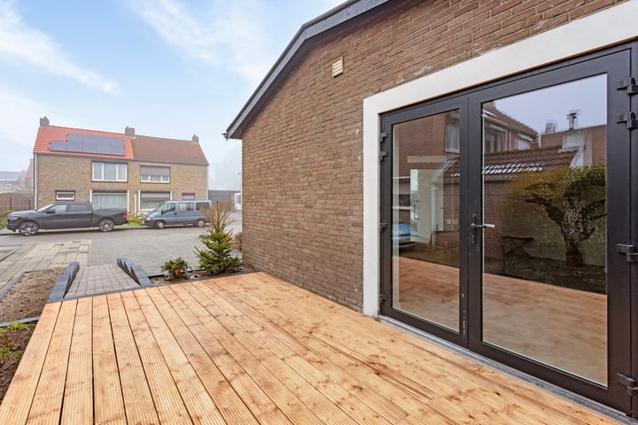 Foto 5 van Burg. Hoenstraat 6-A