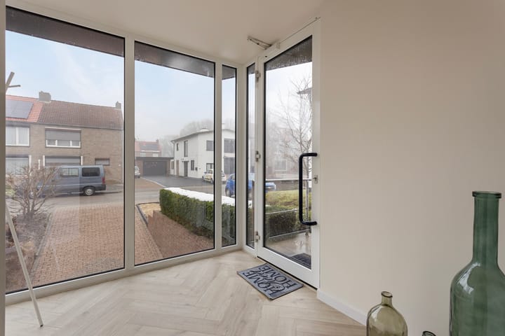 Foto 6 van Burg. Hoenstraat 6-A