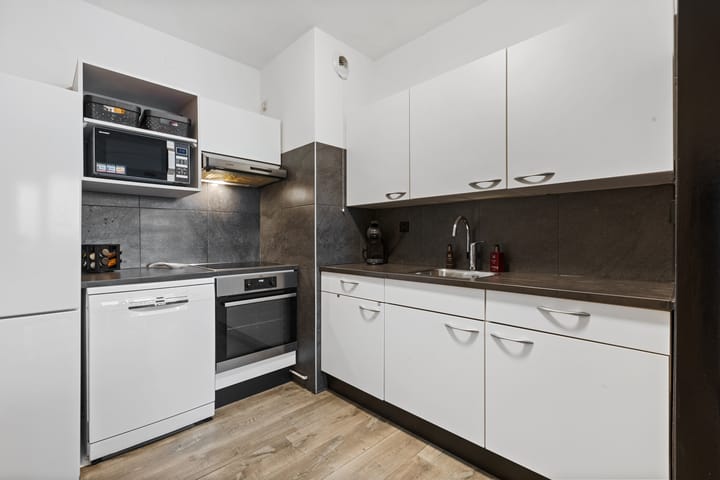 Photo 14 of Zwanenveld 8317