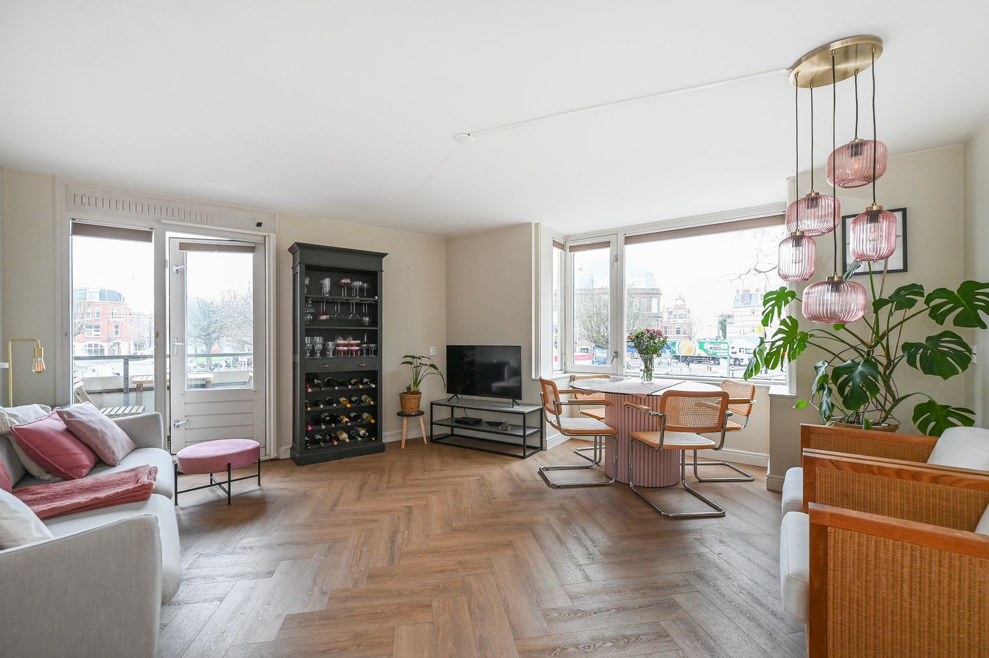 Foto 1 van Valkenbosplein 17-E