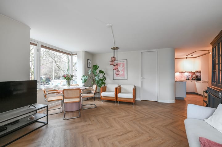 Foto 2 van Valkenbosplein 17-E