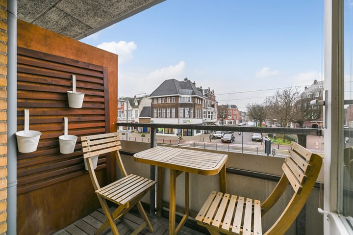 Foto 9 van Valkenbosplein 17-E