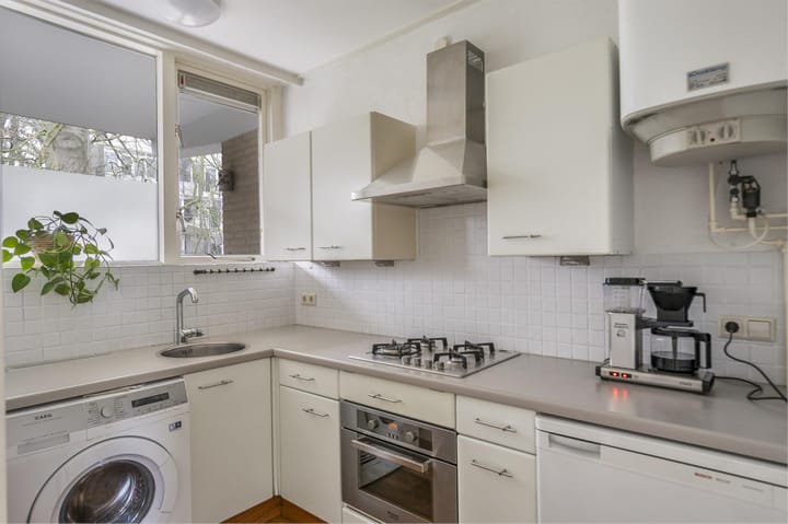 Foto 15 van Van Huevenstraat 23