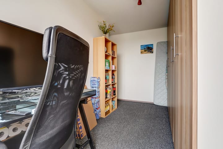 Foto 21 van Tuinfluiterstraat 35