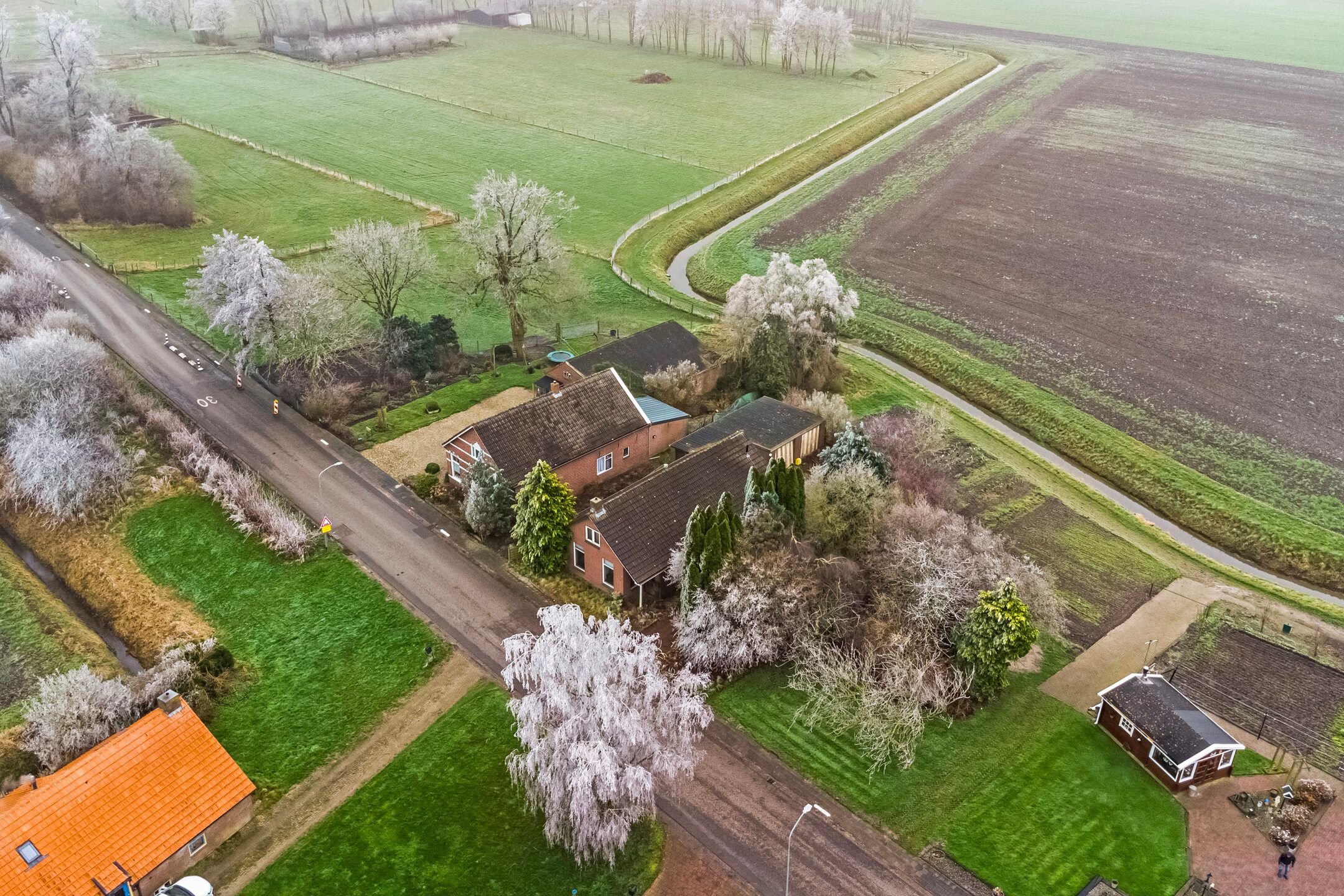 Photo 3 of Oudedijk 55