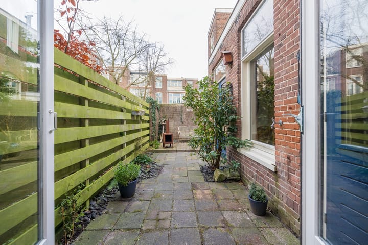 Foto 2 van Drie Octoberstraat 55