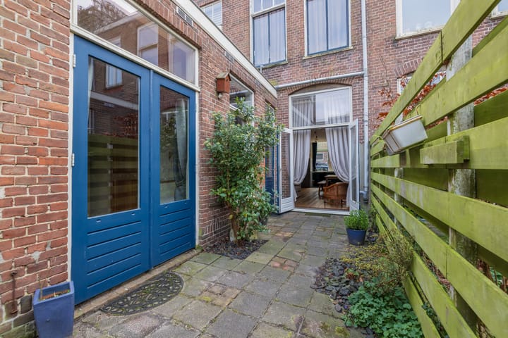 Foto 35 van Drie Octoberstraat 55