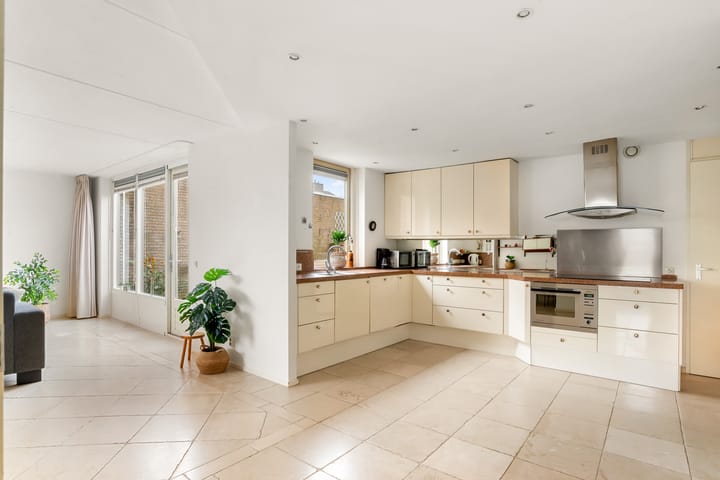 Foto 9 van Frans Baljonpad 16