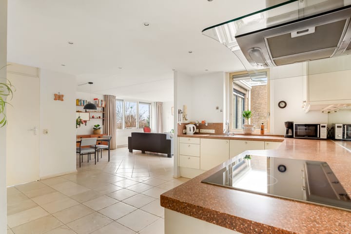 Foto 11 van Frans Baljonpad 16