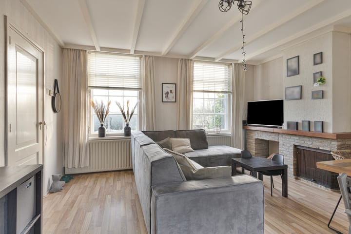 Foto 3 van Roosjesweg 5