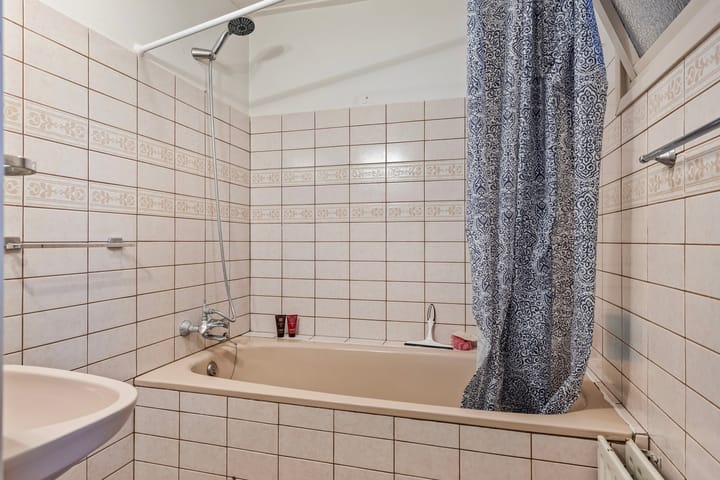 Foto 14 van Roosjesweg 5