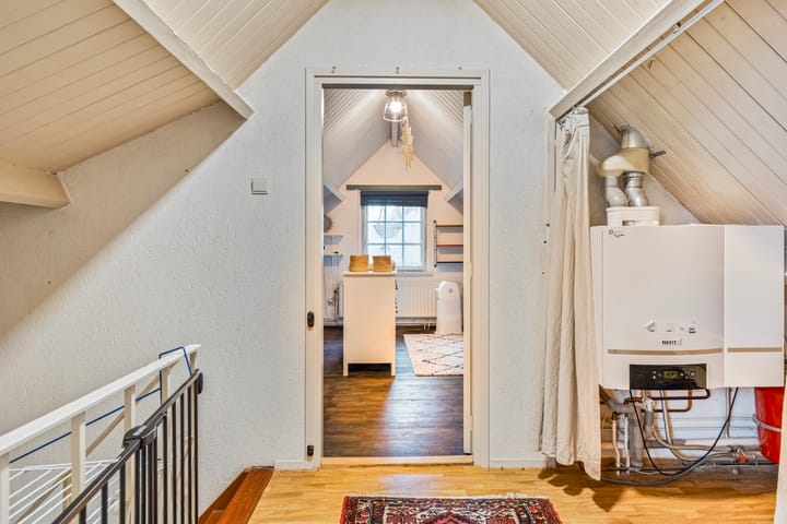 Foto 16 van Roosjesweg 5