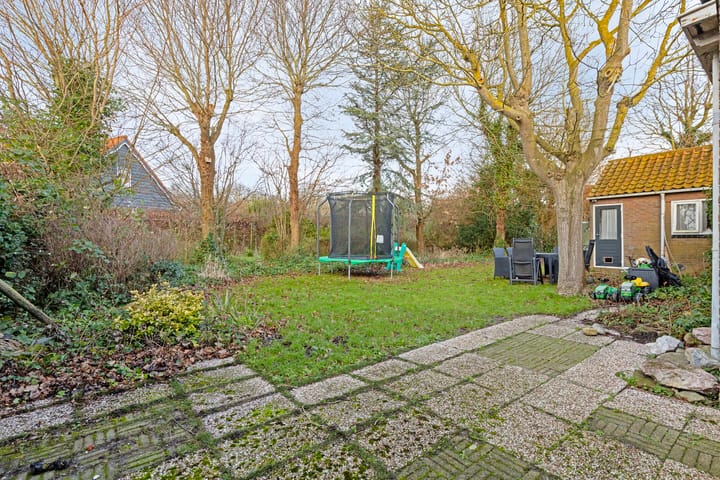 Foto 23 van Roosjesweg 5