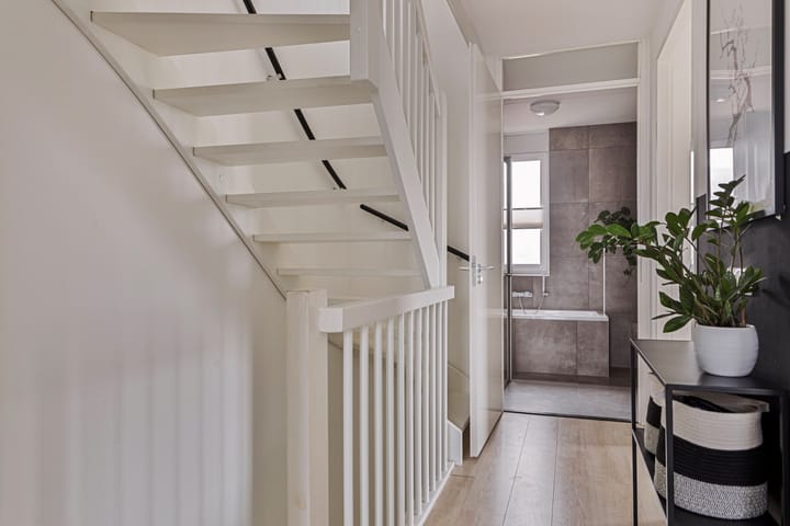 Foto 13 van Properziastraat 1