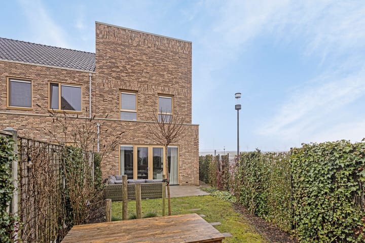 Foto 31 van Properziastraat 1