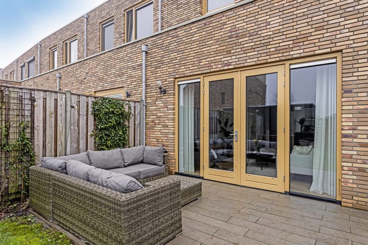 Foto 32 van Properziastraat 1