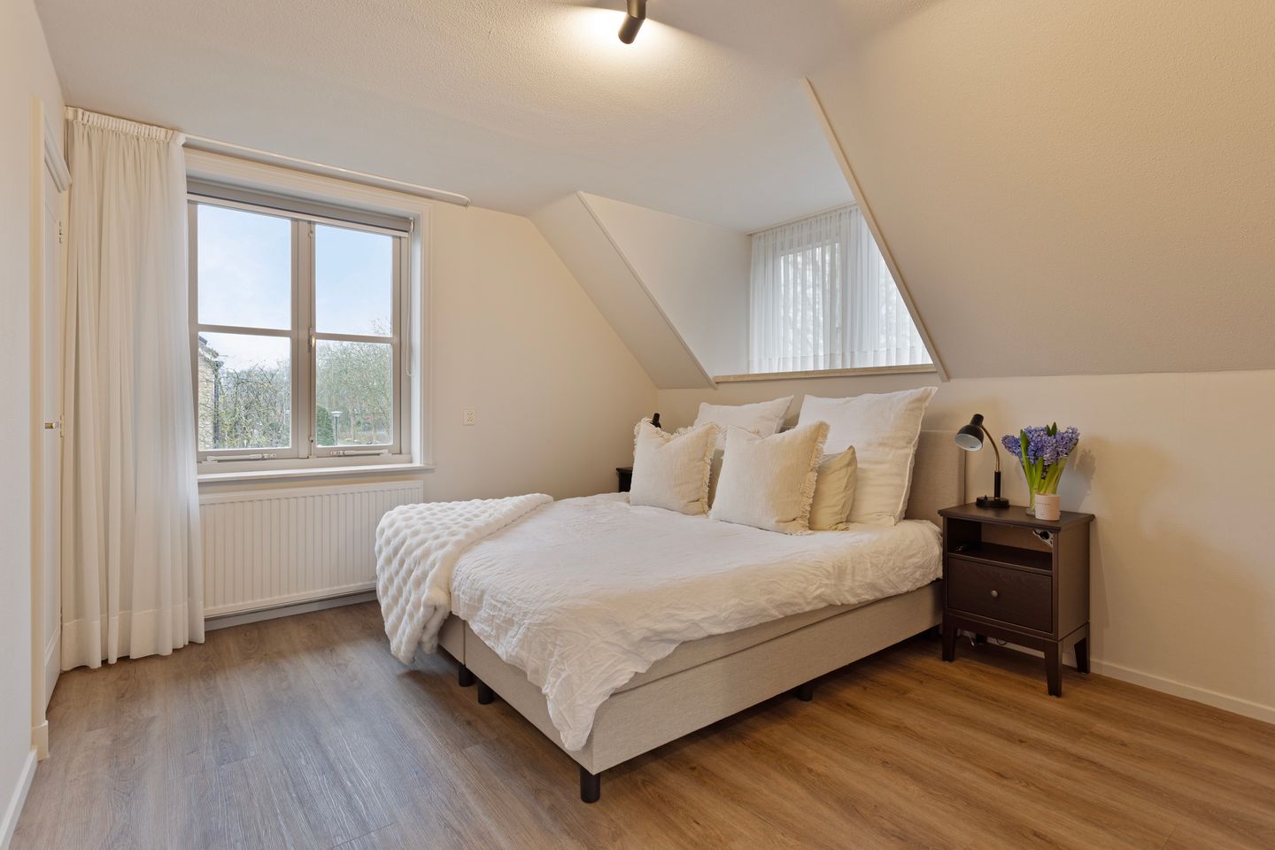 Foto 19 van van Houdringelaan 32