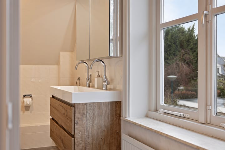 Foto 23 van van Houdringelaan 32