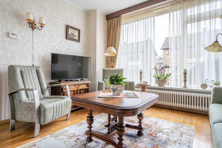 Photo 13 of Epkemastraat 12