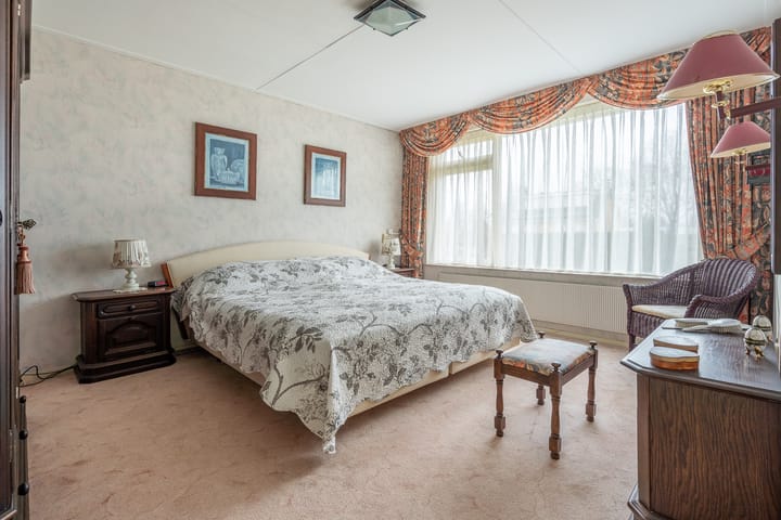 Photo 21 of Epkemastraat 12