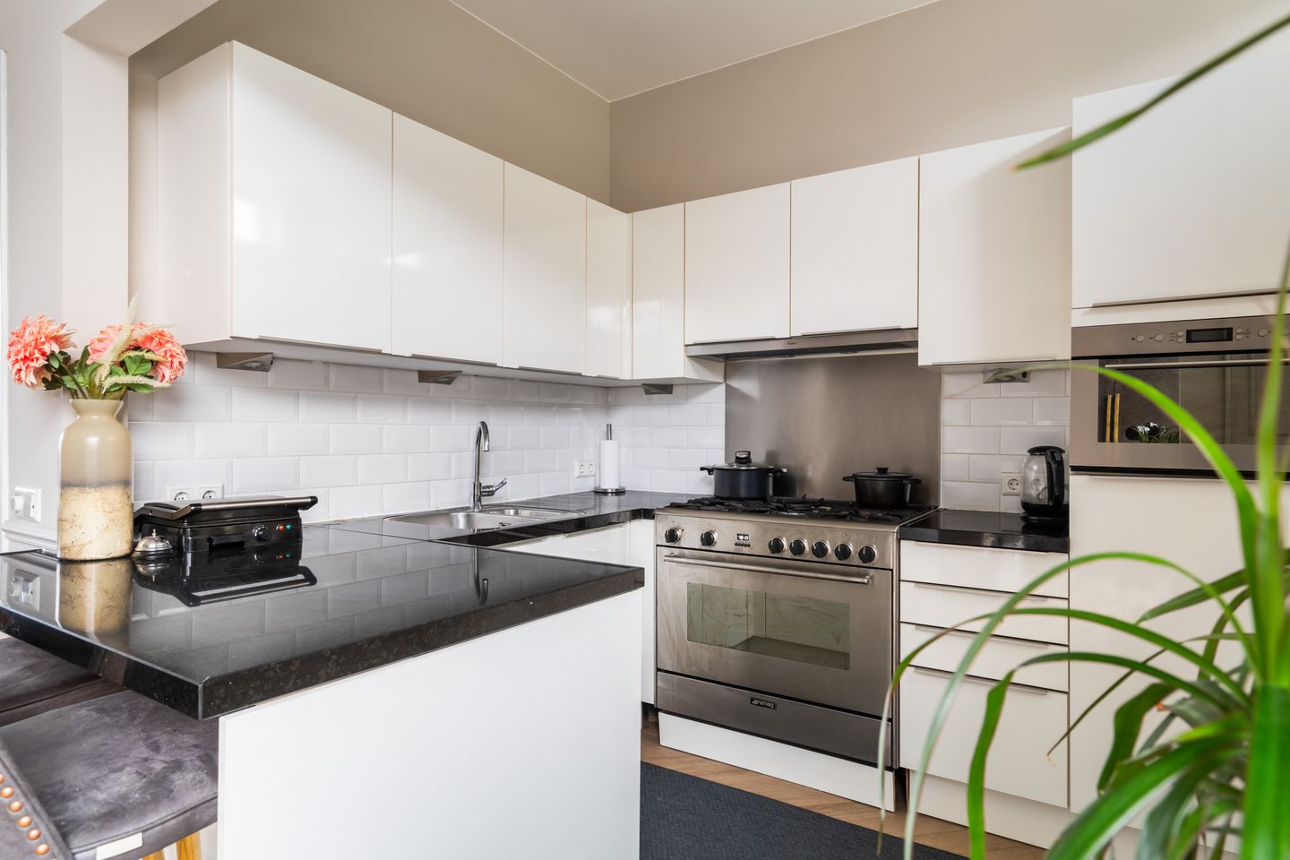 Foto 25 van Rijksstraatweg 284