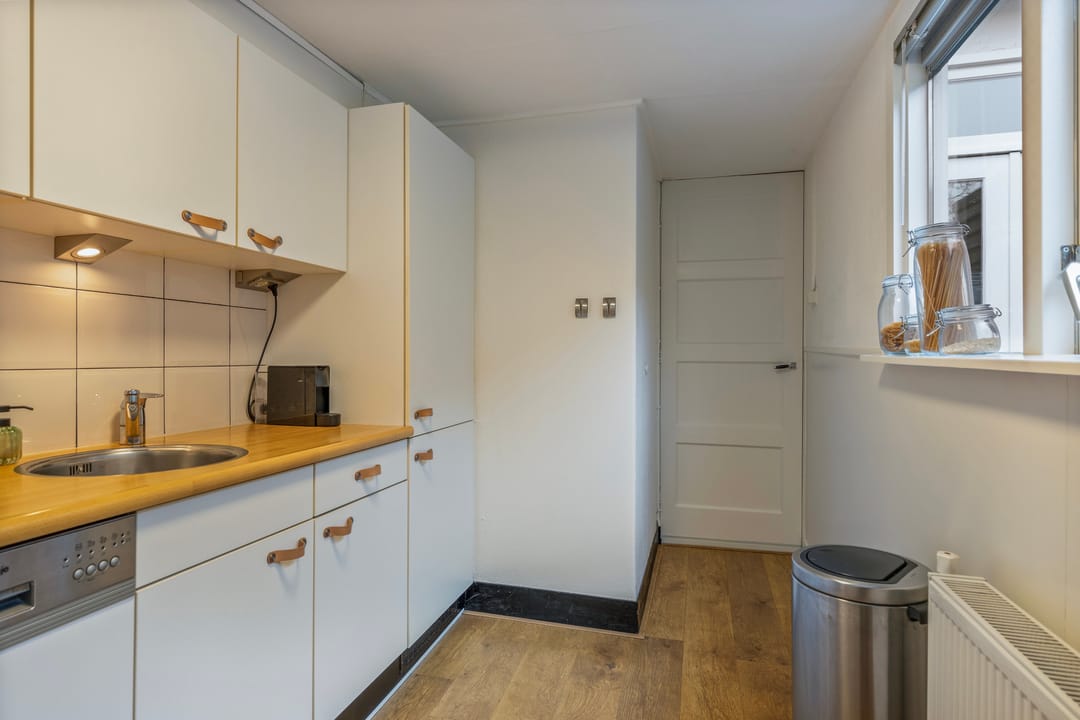 Foto 23 van Van Houtenlaan 10