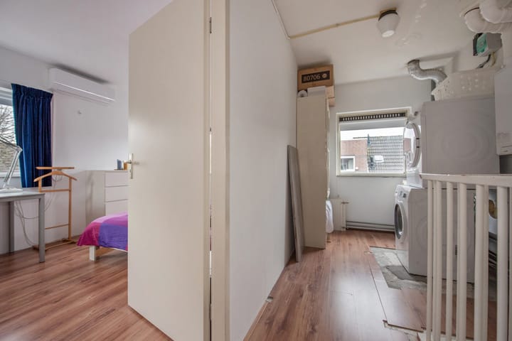 Foto 25 van Granaat 22