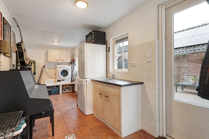 Foto 13 van Burg.Bosch Bruiststraat 35