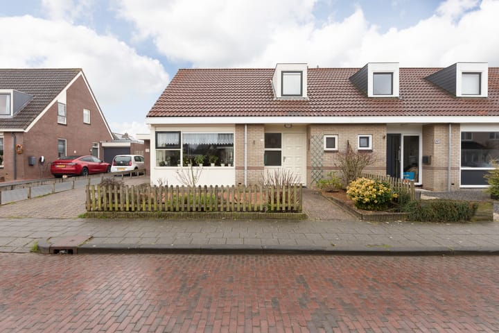 Foto 34 van Willem Santemastrjitte 45