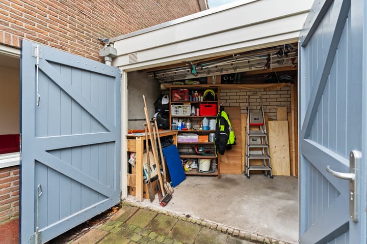 Foto 31 van Doude van Troostwijkstraat 7