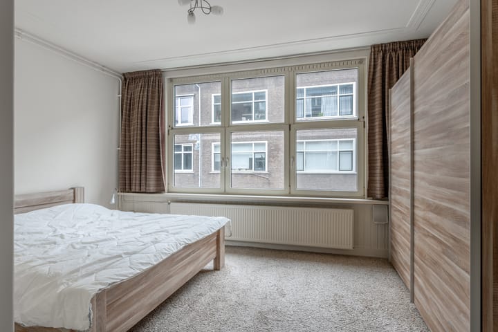 Photo 14 of Heemskerkstraat 17-A01