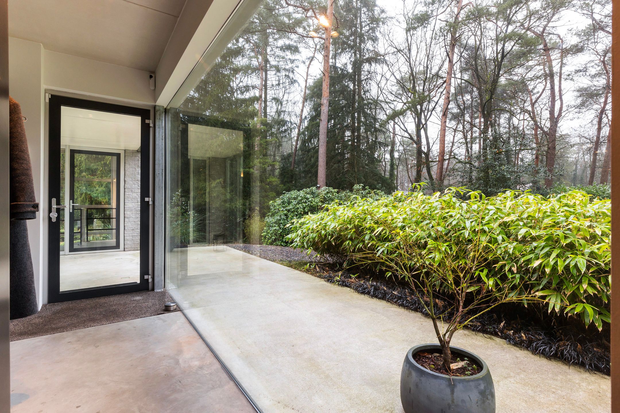 Foto 9 van Lijsterbesweg 3