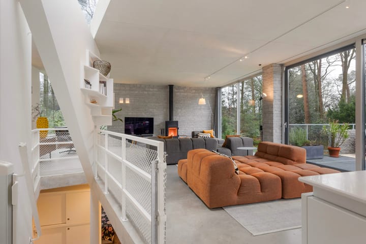 Foto 11 van Lijsterbesweg 3