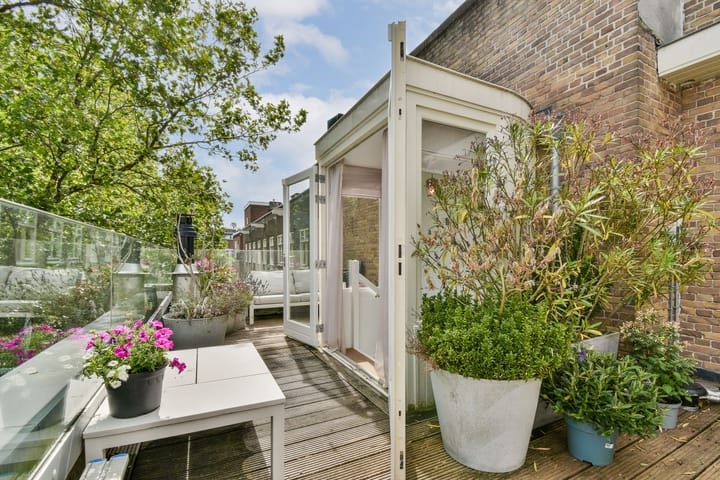 Foto 48 van Hacquartstraat 1