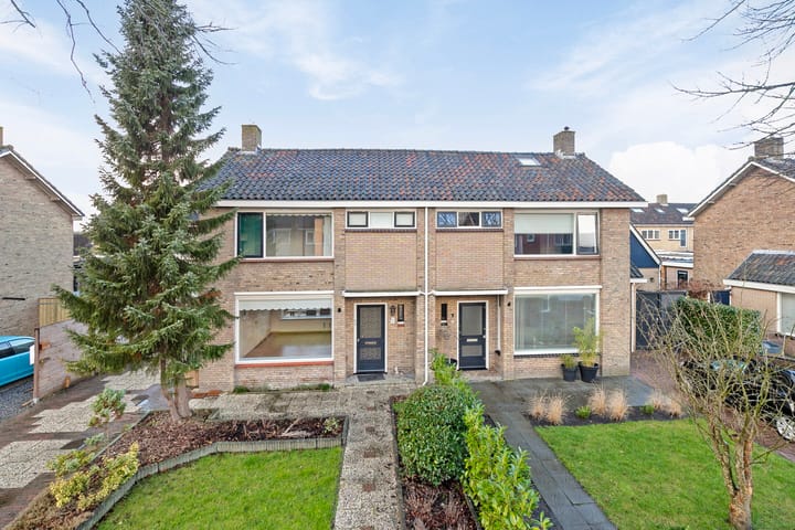 Foto 8 van Professor van Swindenstraat 5