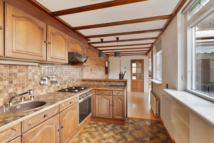 Foto 13 van Professor van Swindenstraat 5