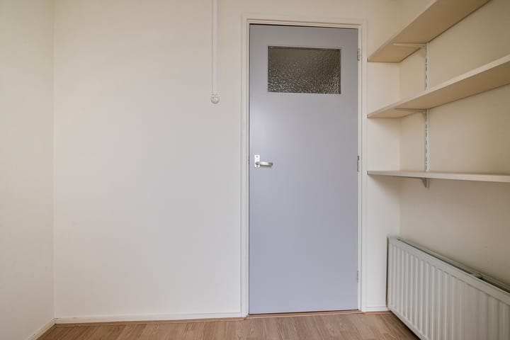 Foto 20 van Professor van Swindenstraat 5