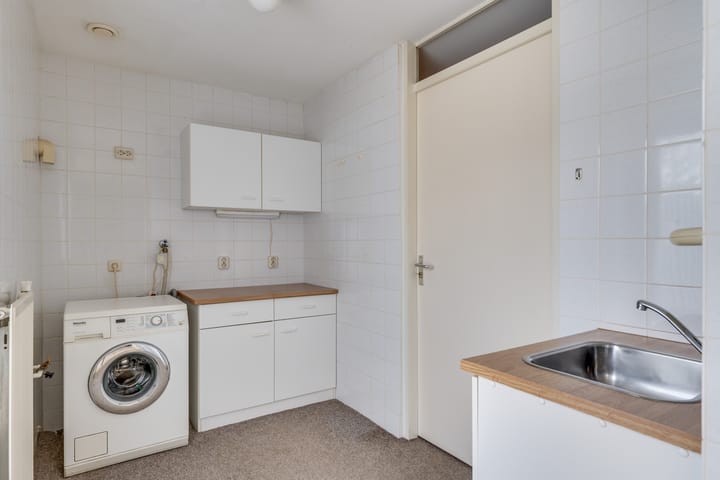 Foto 17 van Burgemeester Buskensstraat 31