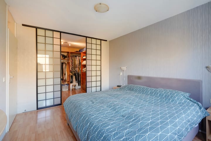 Foto 22 van Pruisisch blauw 47