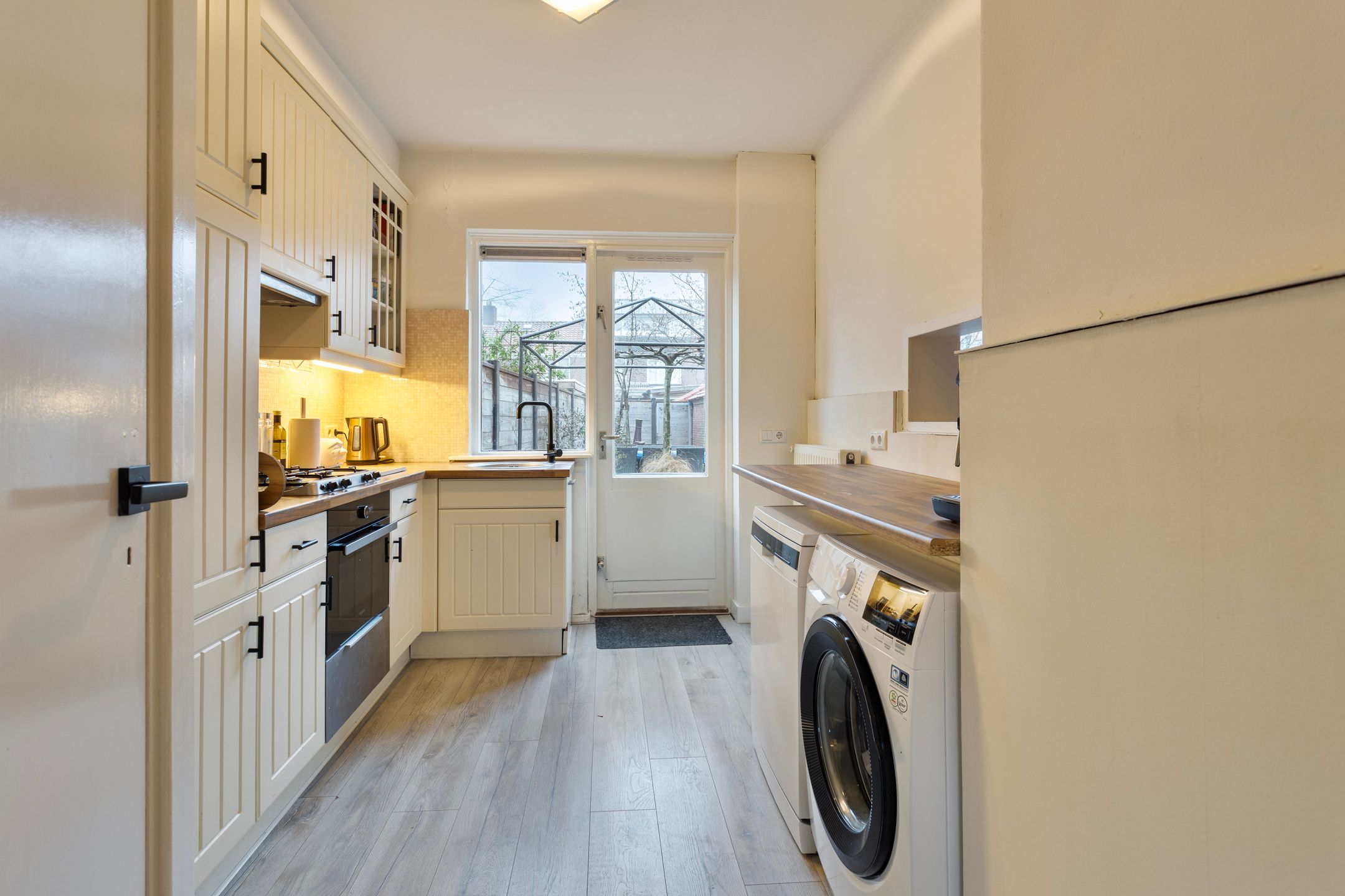 Foto 21 van Ernst Casimirstraat 22