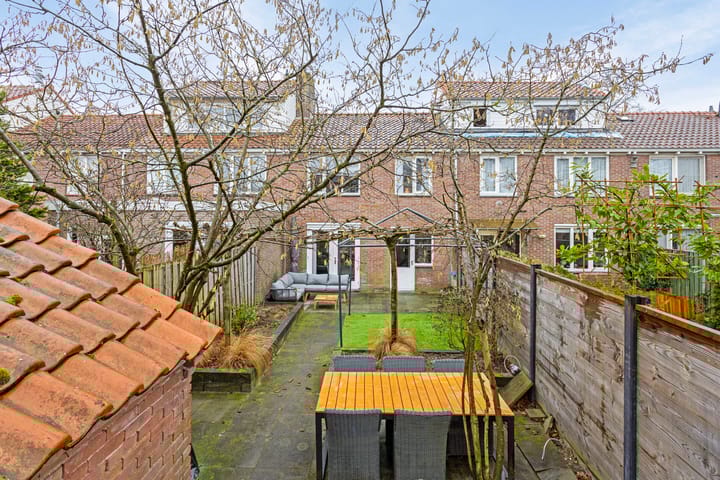 Foto 45 van Ernst Casimirstraat 22