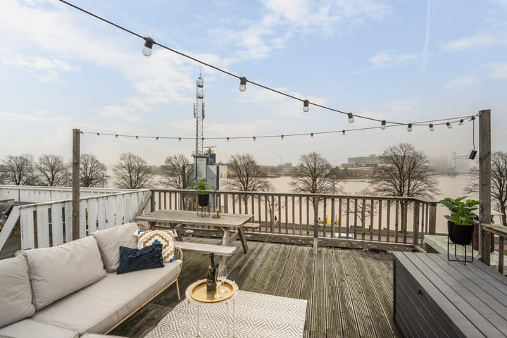 Foto 33 van Oostmaaslaan 217-A02