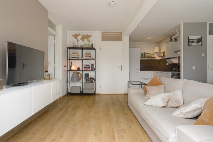 Foto 7 van Haarlemmerweg 491-K