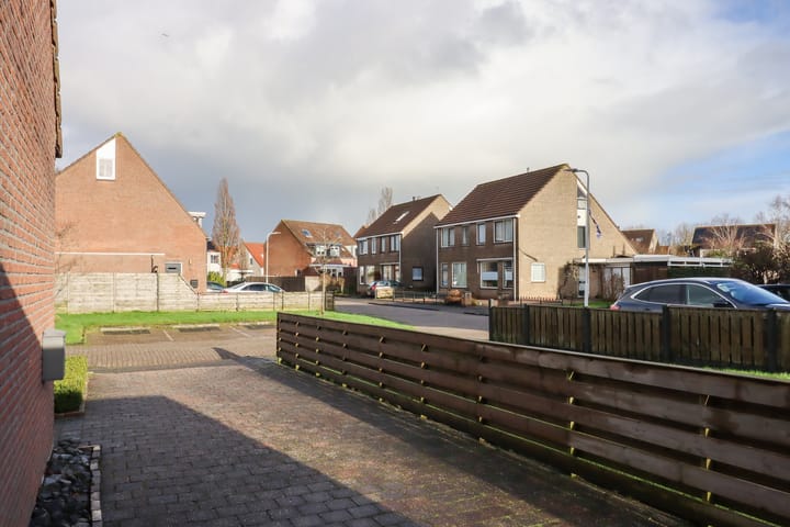 Foto 5 van Weegbree 24