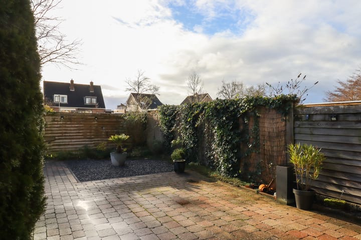 Foto 33 van Weegbree 24