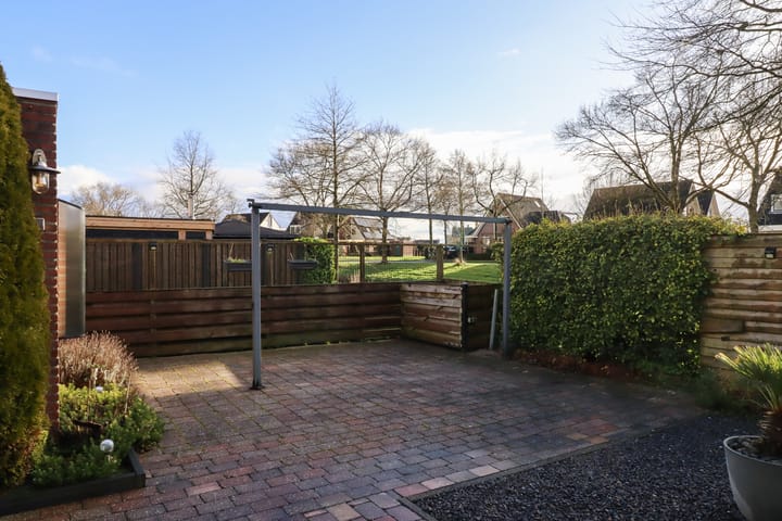 Foto 35 van Weegbree 24