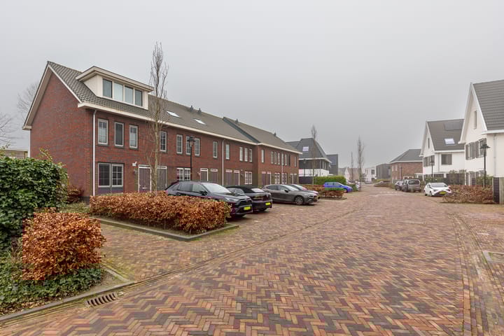 Foto 11 van Frits Zernikestraat 33